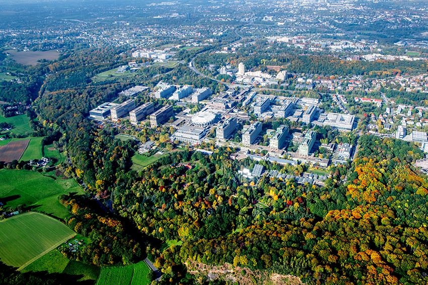 Aerial view of the RUB campus from the south
